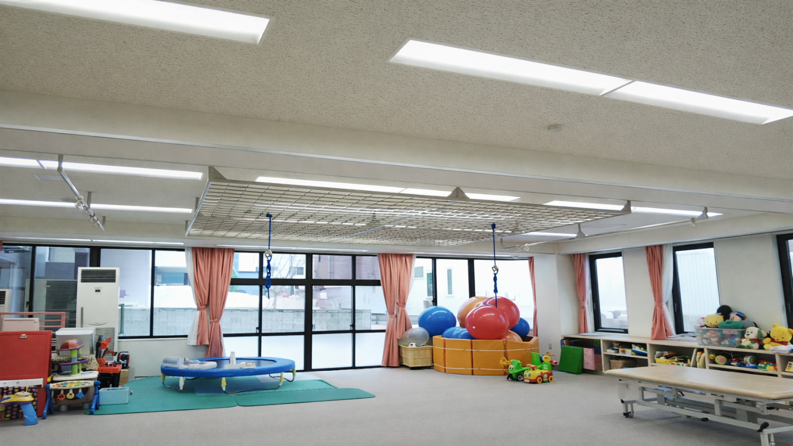 あかしあ学園・みかほ整肢園電気設備改修工事